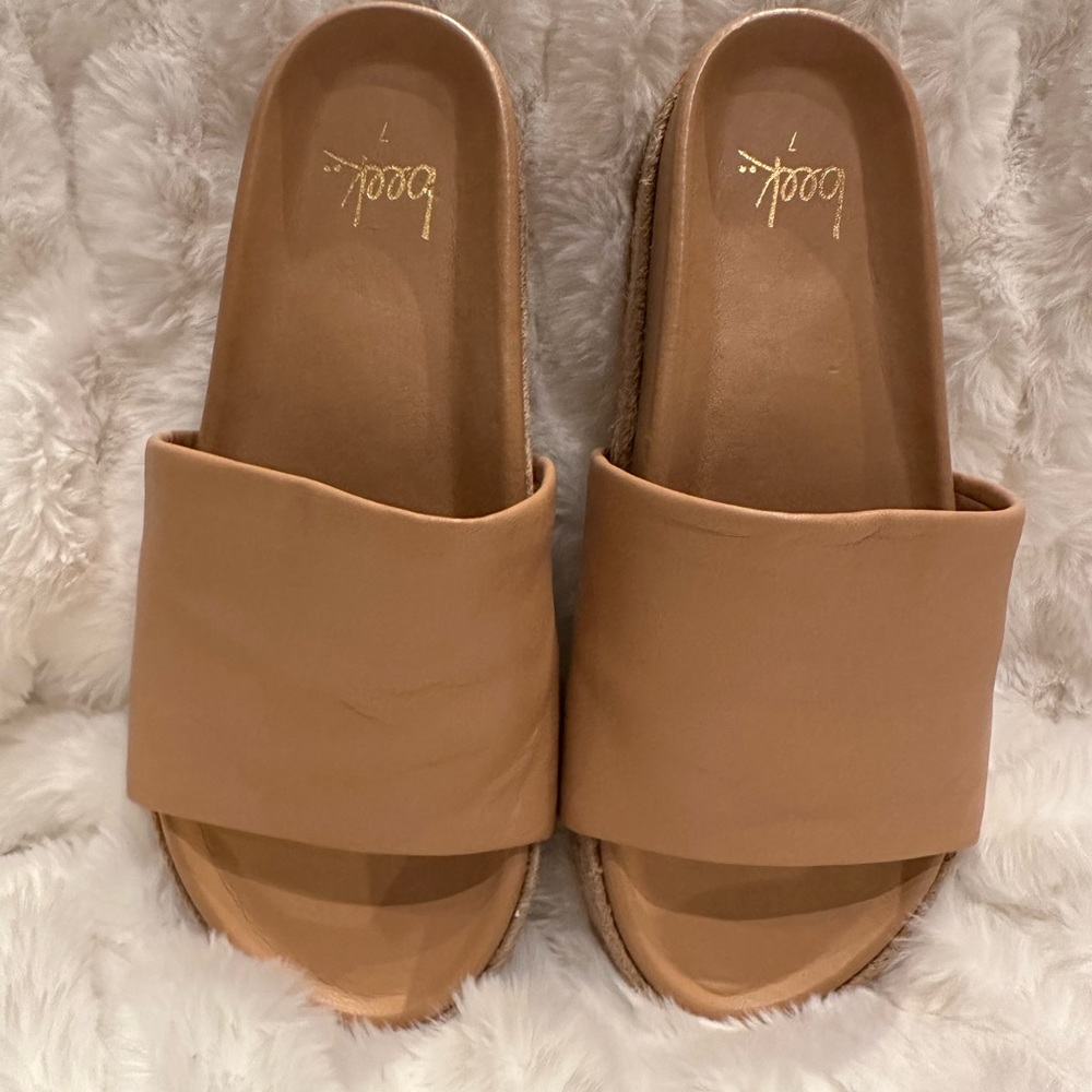 Beek Pelican Jute platform sandal in Beach color